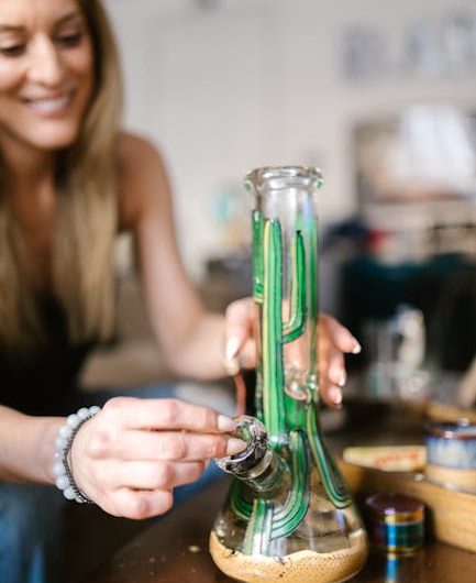 Premium THC Joints Delivery in Prague
